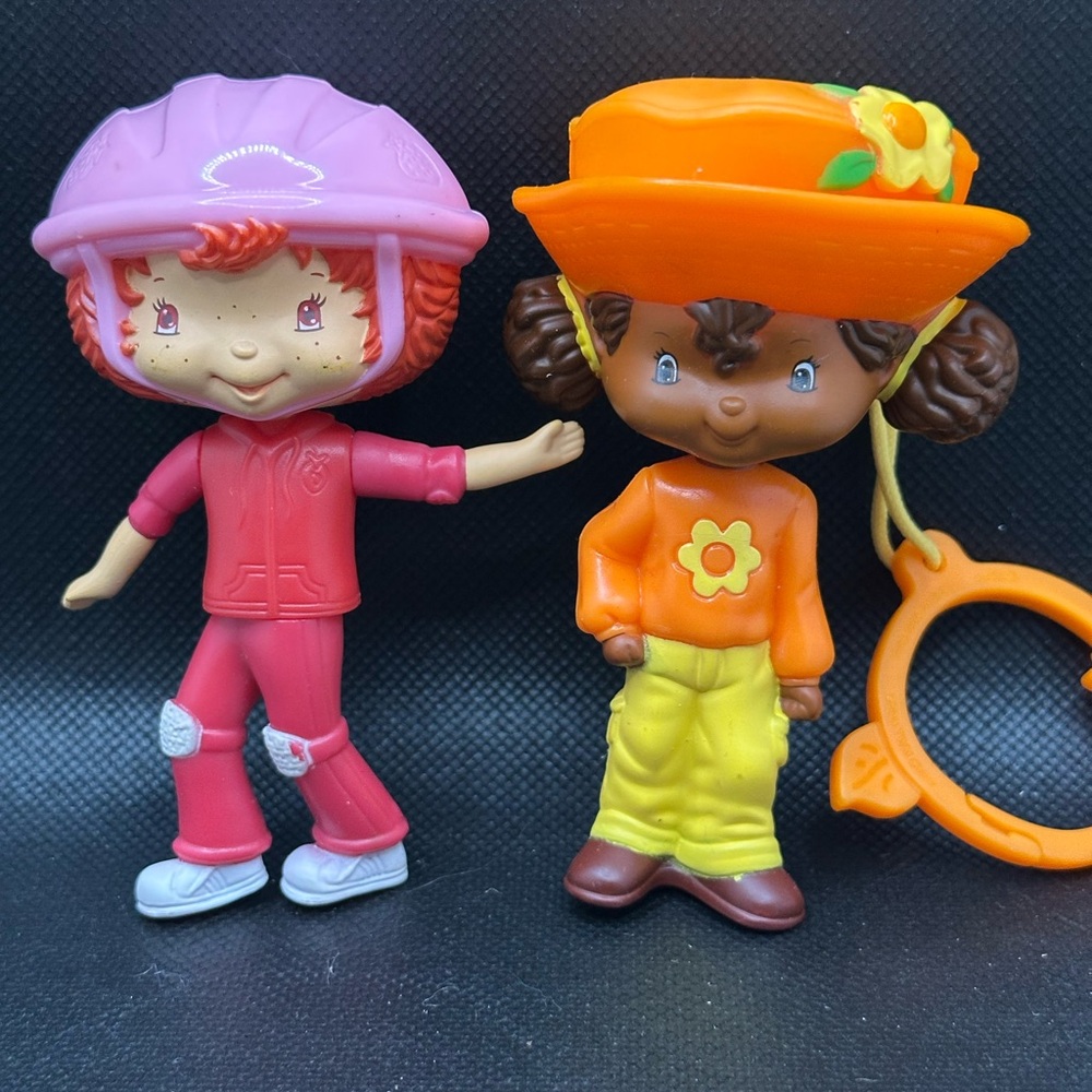 McDonald's Strawberry Shortcake Orange Blossom Dolls Keychain Empty Lip Balm